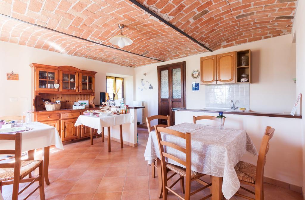 Bed&Breakfast Val d'Oche Castel Boglione Exterior foto