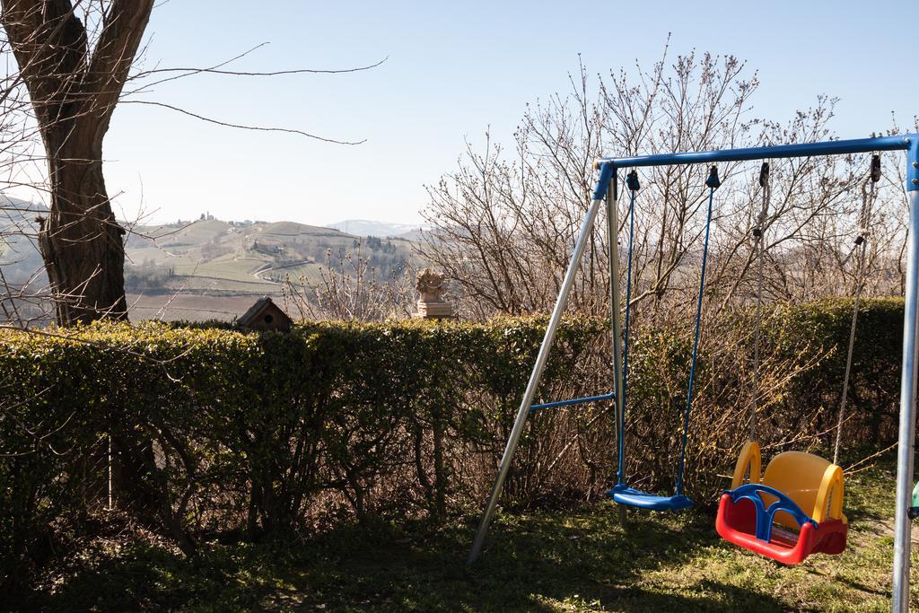 Bed&Breakfast Val d'Oche Castel Boglione Exterior foto