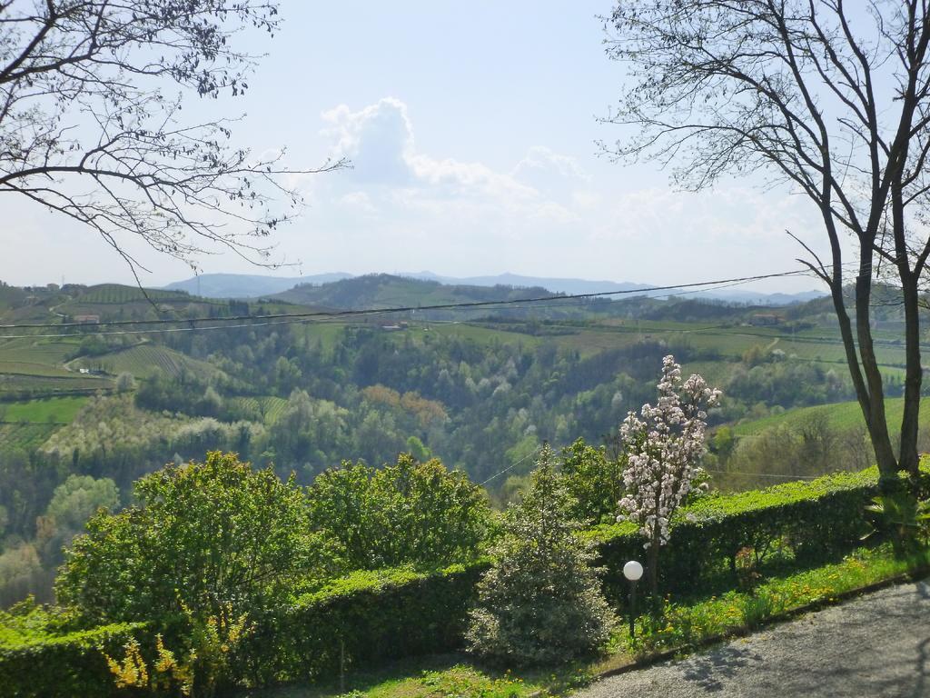 Bed&Breakfast Val d'Oche Castel Boglione Exterior foto