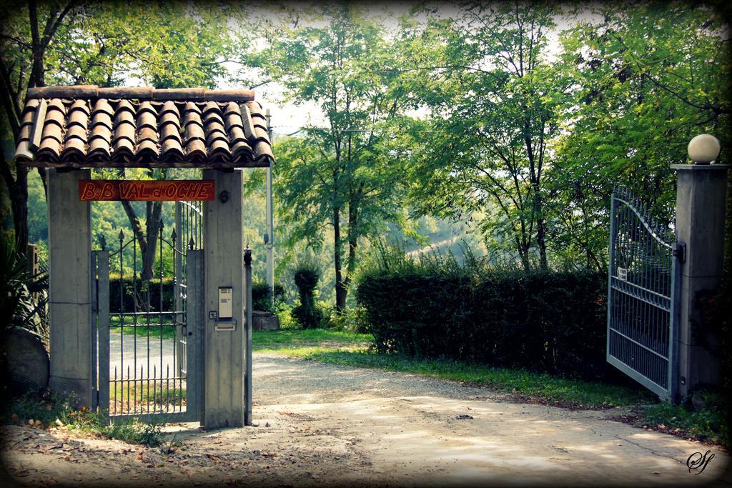 Bed&Breakfast Val d'Oche Castel Boglione Exterior foto